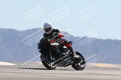 media/Oct-13-2025-Moto Forza (Mon) [[a66d839500]]/3-B Group/Session 4 (Turn 9)/